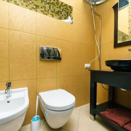 Apartment View On The Main Street Khreshchatyk 17 *